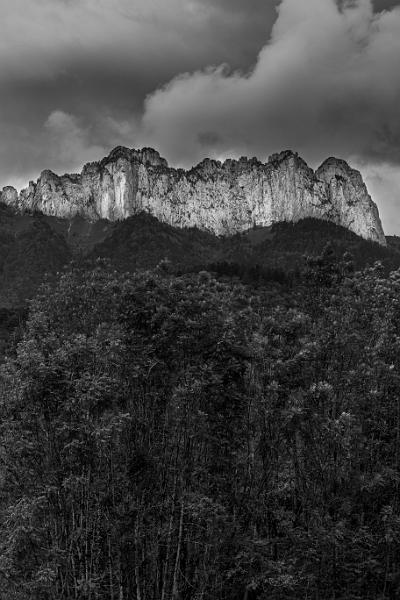 2018_06_03_Haute Savoie  (0054_bnw).jpg - Lac d'Annecy, depuis le roc de Chère (Juin 2018)